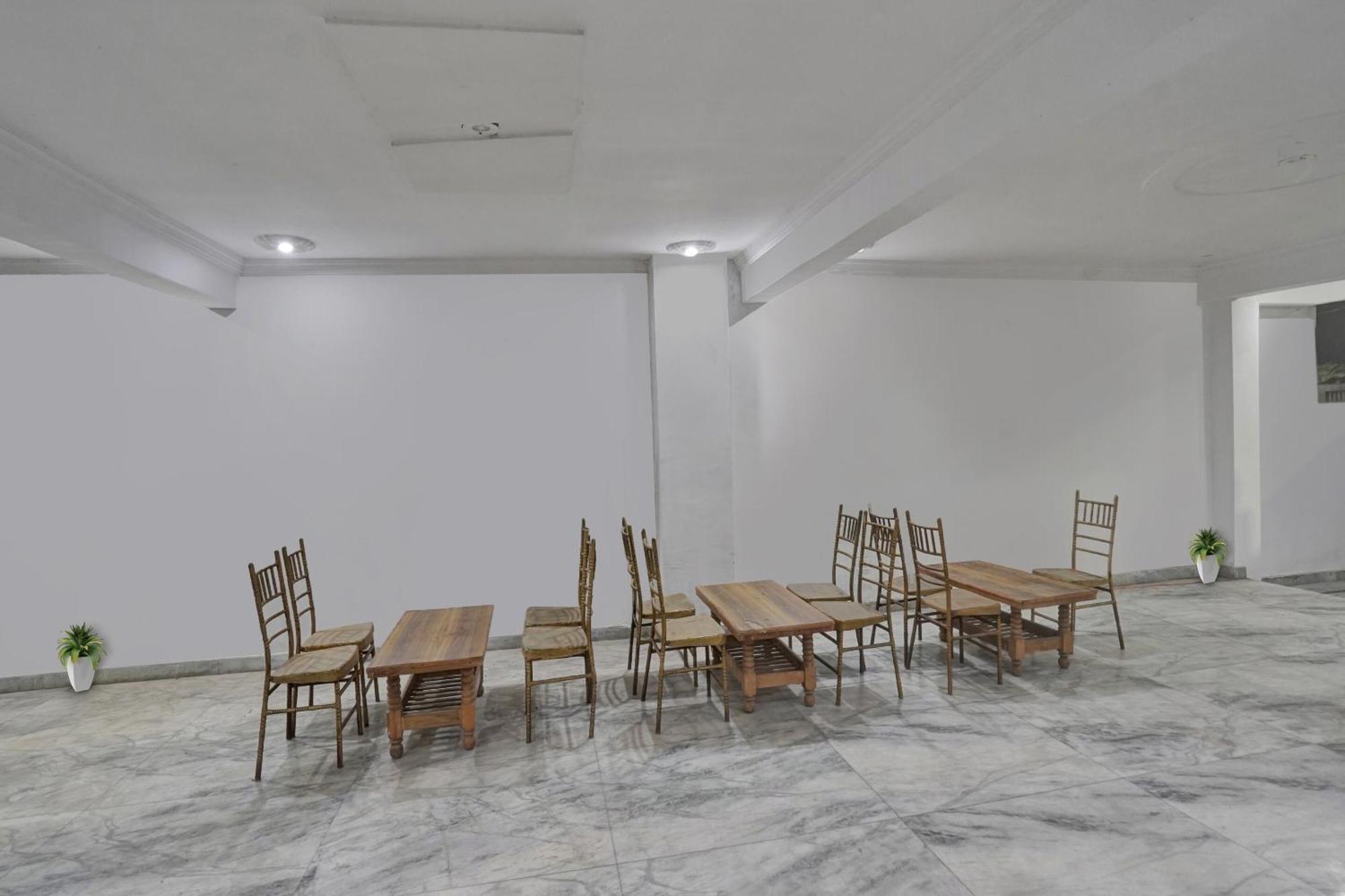 Hotel Collection O Samira Residency Near Botanic Garden Of Indian Republic Noida Zewnętrze zdjęcie